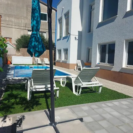 Karadza Apartment *