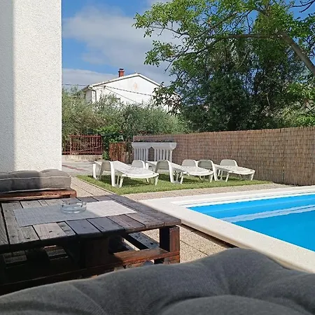 Karadza Kaštela