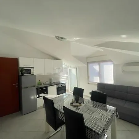 Apartment Karadza