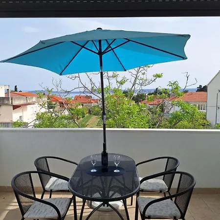 Karadza Kaštela