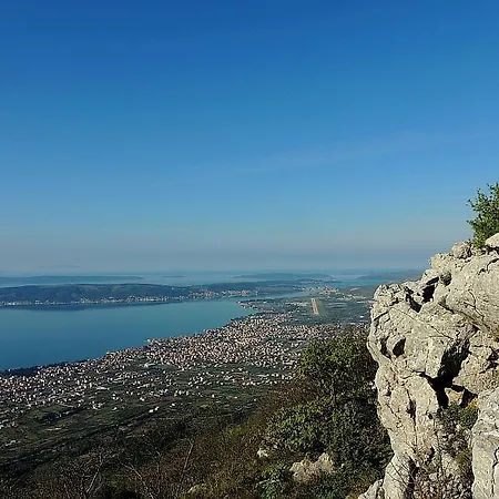 Karadza * Kaštela