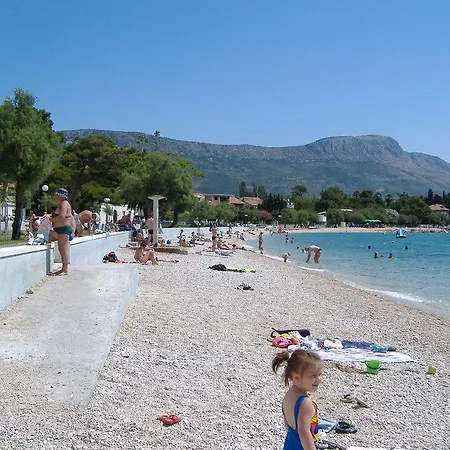 Karadza * Kaštela